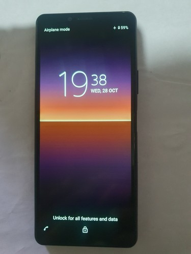 Sony experia iii - sony,